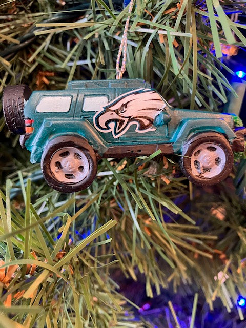 Eagles Jeep With Wreath Ornament
