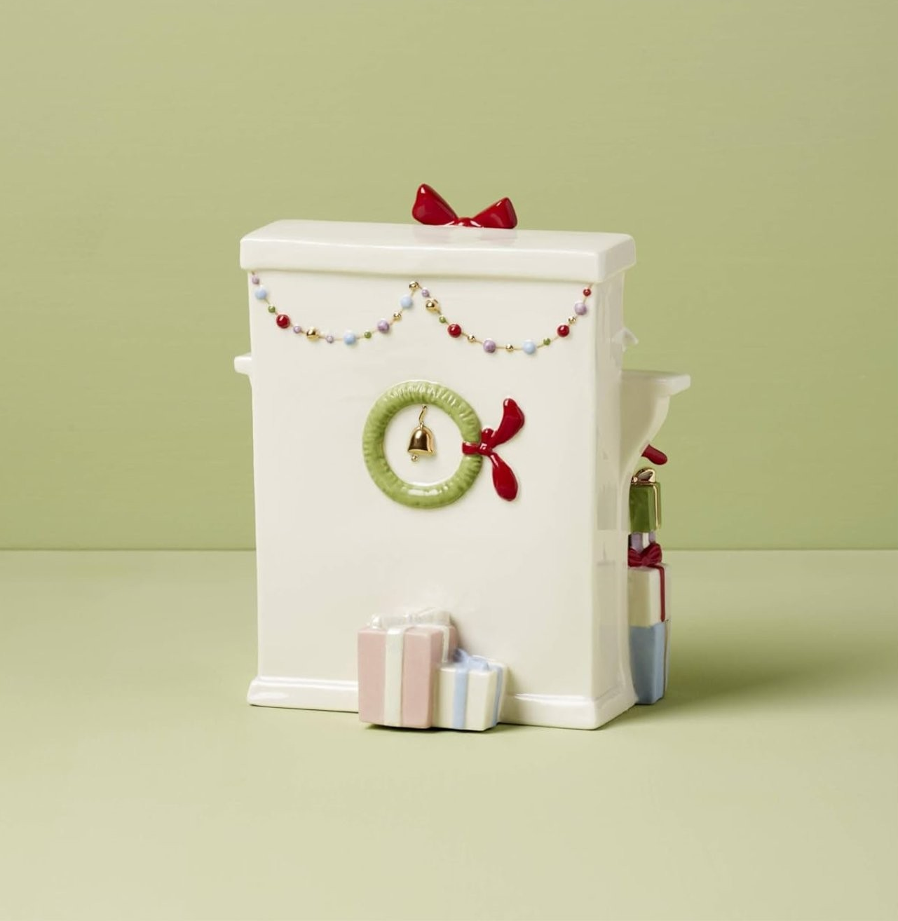 Grinch Steals the Stockings Figurine