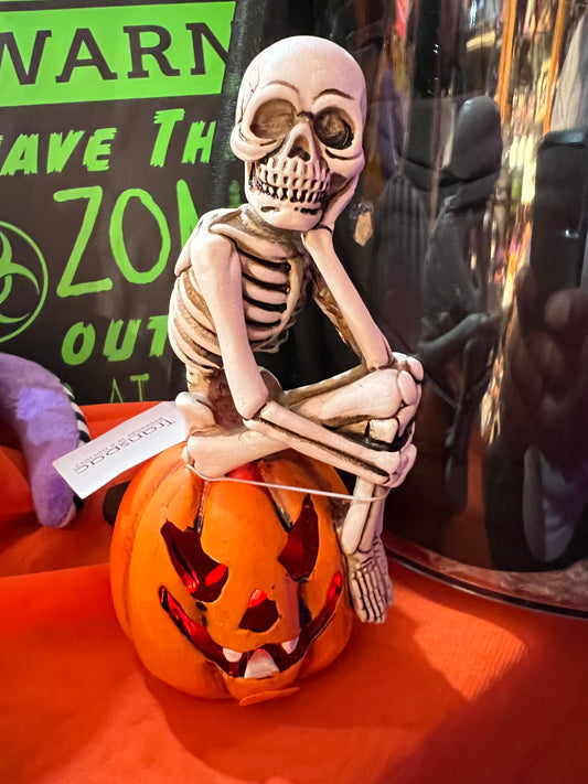 Skeleton Sitting