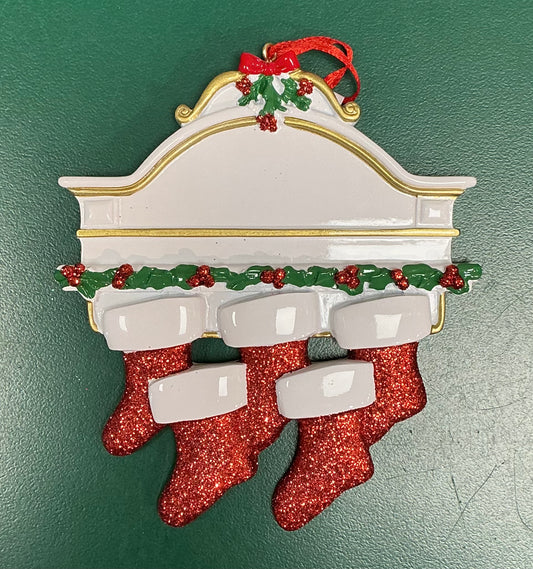 Stockings on the Mantle (family of 5)
