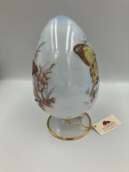 Egg With Butterfly Pattern Egyptian Glass