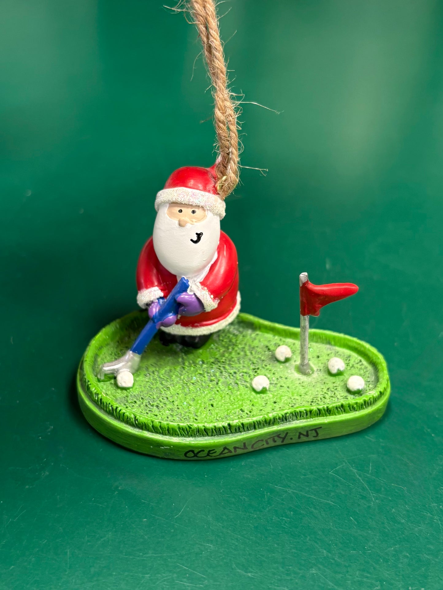 Santa Putting Ornament