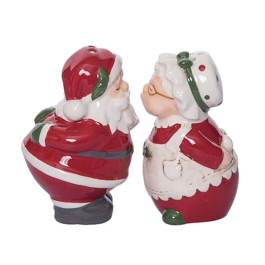 Kissing Kringles S&P Set