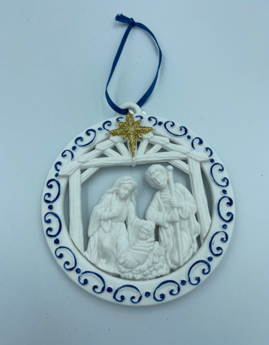 Nativity Family Round WHT ornament