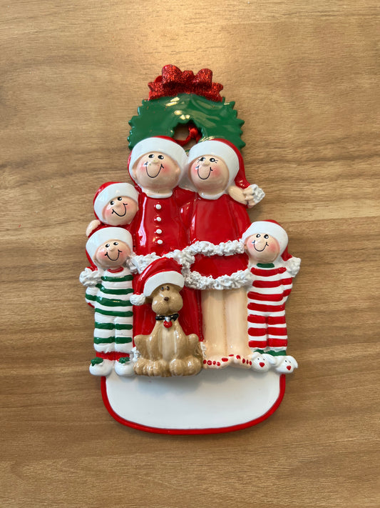 Christmas Family W/ Dog 5